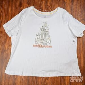 Walt Disney World Parks NWT Gold Foil Castle White T Shirt Women's Size 1X WDW
